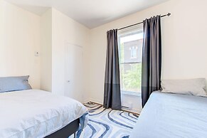 Chez Mont Royal Apartments