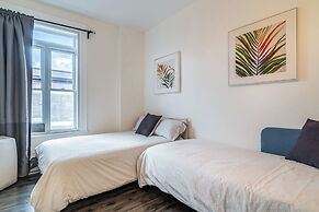 Chez Mont Royal Apartments