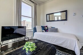 Chez Mont Royal Apartments