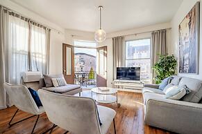 Chez Mont Royal Apartments