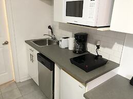 Chez Mont Royal Apartments