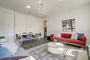 Chez Mont Royal Apartments