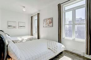 Chez Mont Royal Apartments