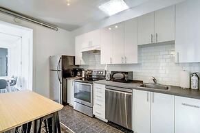 Chez Mont Royal Apartments