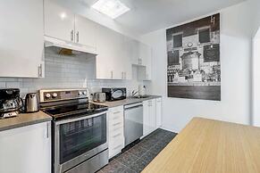 Chez Mont Royal Apartments