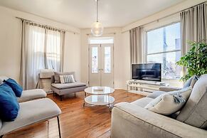 Chez Mont Royal Apartments