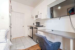 Chez Mont Royal Apartments