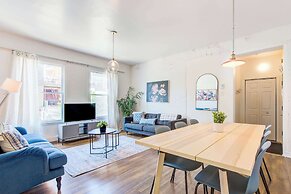 Chez Mont Royal Apartments