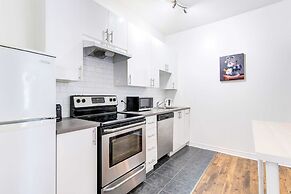 Chez Mont Royal Apartments