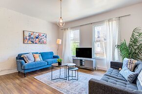 Chez Mont Royal Apartments