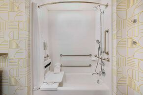 Home2 Suites By Hilton Colorado Springs Airport