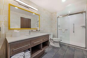 Home2 Suites By Hilton Colorado Springs Airport