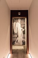 Adelaide Suite Dreams