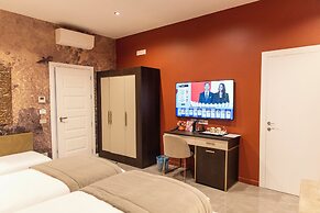 Adelaide Suite Dreams