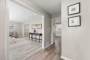 Beautiful Newly-renovated Home in Indian Hills