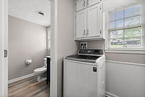 Beautiful Newly-renovated Home in Indian Hills