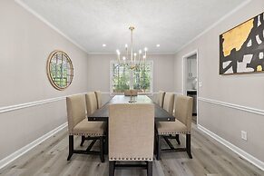 Beautiful Newly-renovated Home in Indian Hills