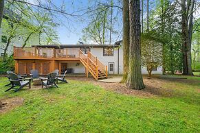 Beautiful and Quiet Newly Renovated 4 Bedroom Retreat