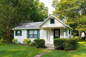 Private 1BR Cottage In Downtown Historic Norcross
