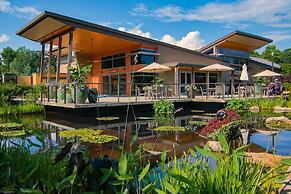 Private Resort - Lake Lanier Paradise