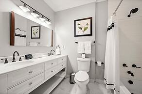 Private Resort - Lake Lanier Paradise