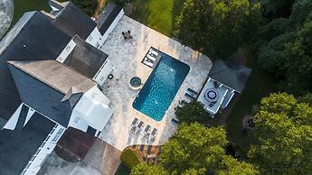 Private Resort - Lake Lanier Paradise