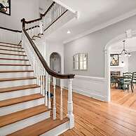 Private Resort - Lake Lanier Paradise