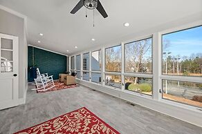 Private Resort - Lake Lanier Paradise