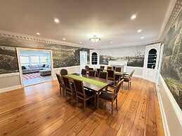 Private Resort - Lake Lanier Paradise