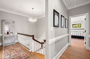 Private Resort - Lake Lanier Paradise