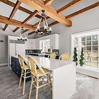 Private Resort - Lake Lanier Paradise