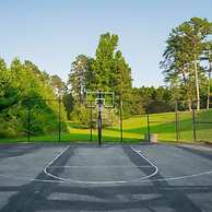 Private Resort - Lake Lanier Paradise