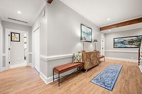 Private Resort - Lake Lanier Paradise