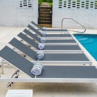 Mansion With Private Pool Bsktball Tennis Courts