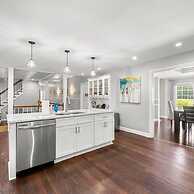 Mansion With Private Pool Bsktball Tennis Courts