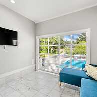 Mansion With Private Pool Bsktball Tennis Courts