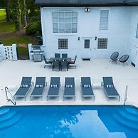 Mansion With Private Pool Bsktball Tennis Courts