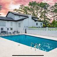 Mansion With Private Pool Bsktball Tennis Courts