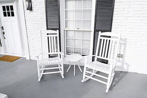 Mansion With Private Pool Bsktball Tennis Courts