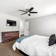 Mansion With Private Pool Bsktball Tennis Courts