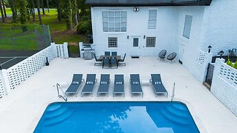 Mansion With Private Pool Bsktball Tennis Courts