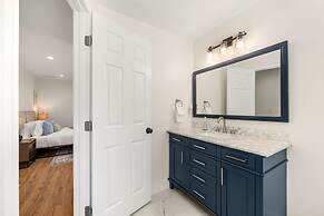 Beautifully Modern Cottage in Historic Norcross