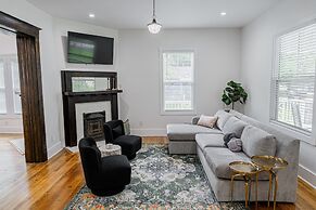 Beautiful Home Located In Historic Norcross