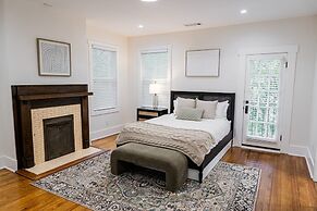 Beautiful Home Located In Historic Norcross