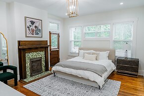 Beautiful Home Located In Historic Norcross