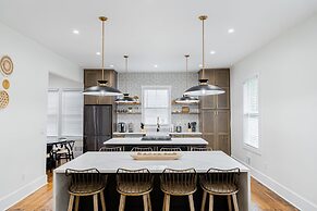 Beautiful Home Located In Historic Norcross