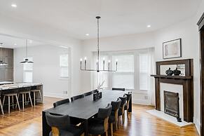 Beautiful Home Located In Historic Norcross