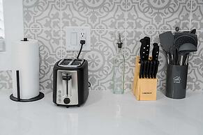 Beautiful Home Located In Historic Norcross