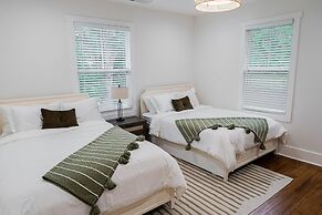 Beautiful Home Located In Historic Norcross