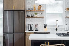 Beautiful Home Located In Historic Norcross